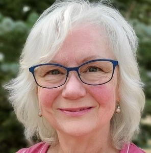 Meet your Posher, Cathy